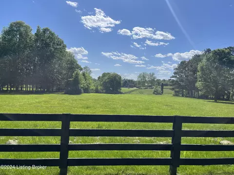 2460 A Conner Station Rd, Simpsonville, KY 40067