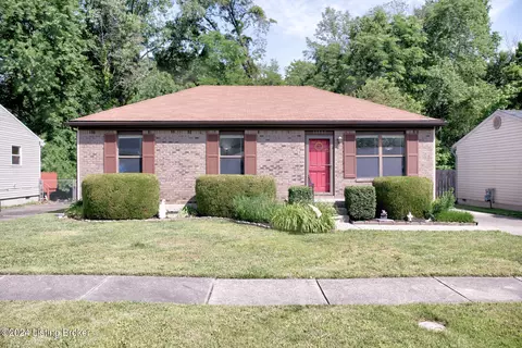 10105 Rolling Stone Dr, Louisville, KY 40229