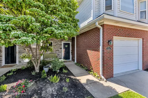 3416 Pinnacle Gardens Dr, Louisville, KY 40245