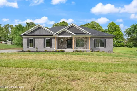 163 Crossroads Dr, Mount Washington, KY 40047