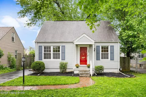 109 Staebler Ave, Louisville, KY 40207
