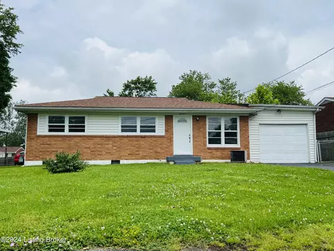 6301 Hackberry Way, Louisville, KY 40229