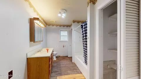 Bath - 123 Spring St, Milton, KY 40045 photo 2 of 2