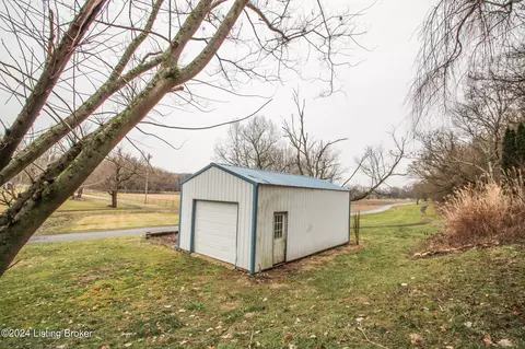 Other - 123 Spring St, Milton, KY 40045 photo 5 of 13