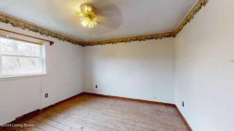 Bedroom - 123 Spring St, Milton, KY 40045 photo 5 of 6