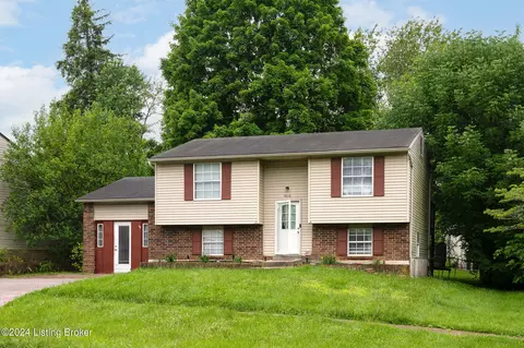 4018 Northumberland Dr, Louisville, KY 40245