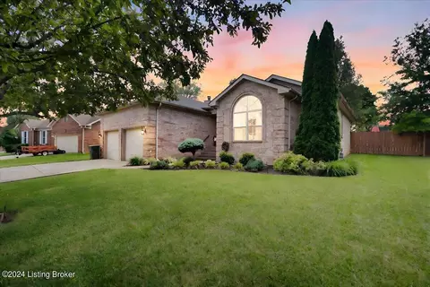 189 Cherokee Cir, Mount Washington, KY 40047