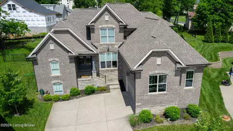 523 Academy Ridge Pl, Louisville, KY 40245