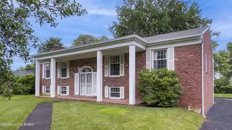 3219 Five Oaks Pl, Louisville, KY 40207