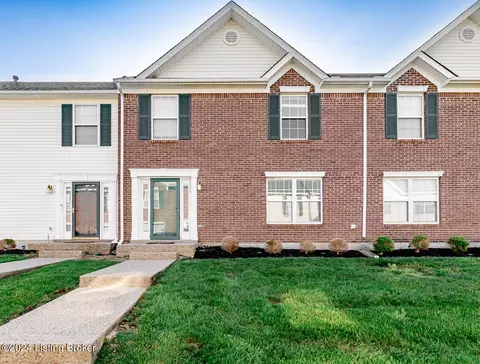 8004 Kelly Green Way, Louisville, KY 40291