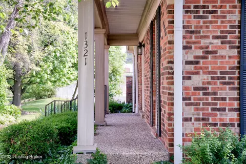 1321 Lancaster Pl #1321, Louisville, KY 40222