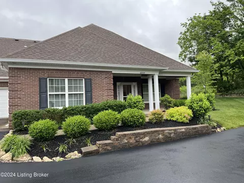6004 Garden Spring Ct, Crestwood, KY 40014