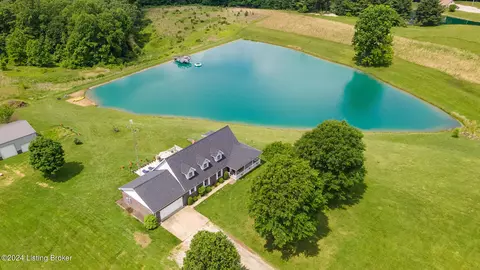 9377 Hidden Acres Rd, Tell City, IN 47586