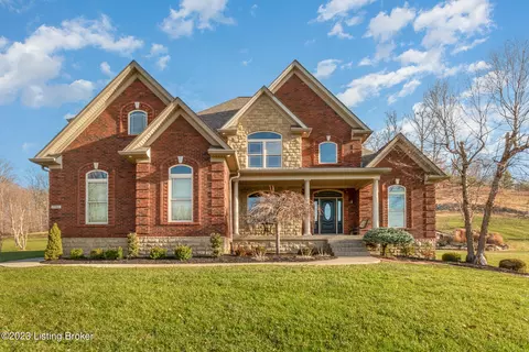 7705 Bella Woods Ct, Louisville, KY 40214
