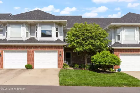 13617 Pinnacle Gardens Cir, Louisville, KY 40245