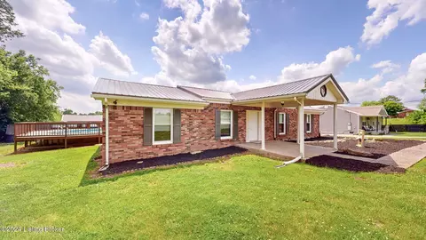 3401 Castle Hwy, Pleasureville, KY 40057