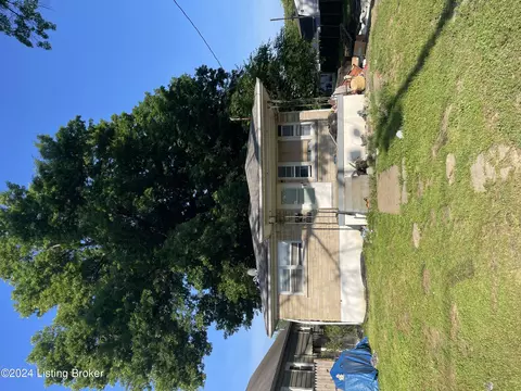 3670 Craig Ave, Louisville, KY 40215