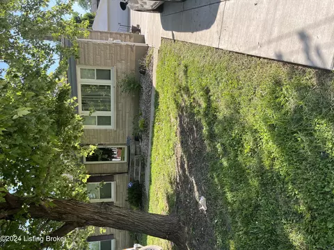 8507 Jenny Lind Dr, Louisville, KY 40219