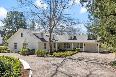 11 River Hill Rd, Louisville, KY 40207