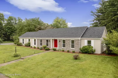 10230 Timberwood Cir, Louisville, KY 40223