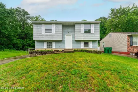 8610 Bost Ln, Louisville, KY 40219