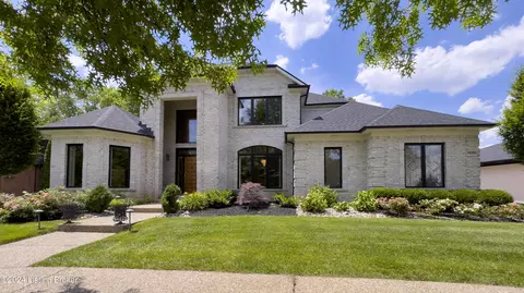 1606 Two Springs Pl, Louisville, KY 40207