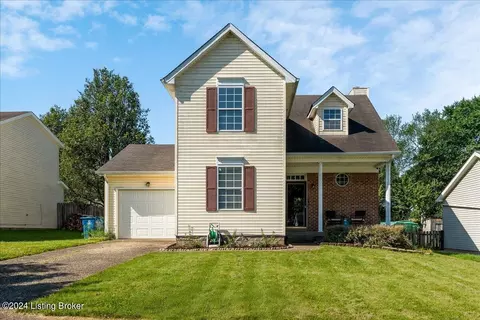 10910 Hollyview Ct, Louisville, KY 40299