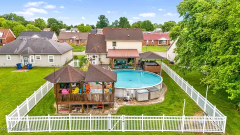 9412 Minute Men Ct, Louisville, KY 40214