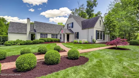 903 Evergreen Rd, Louisville, KY 40223