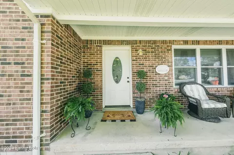 75 Lincoln Dr, Elizabethtown, KY 42701