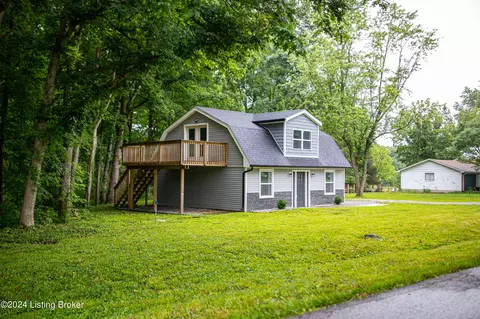 245 Oakridge Dr, Mount Washington, KY 40047