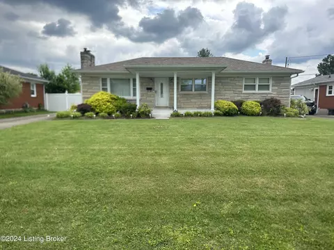 6123 Arlone Ct, Louisville, KY 40216