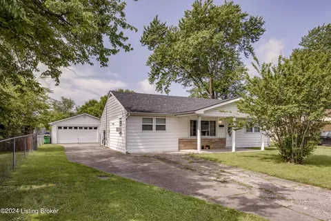 7310 Ethan Allen Way, Louisville, KY 40272