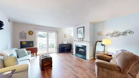 712 La Fontenay Ct, Louisville, KY 40223