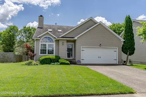 10512 Bayport Rd, Louisville, KY 40299