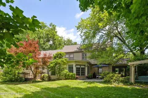 420 Country Ln, Louisville, KY 40207 photo 37