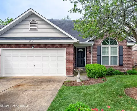 8906 Harmony Place Ct, Louisville, KY 40242