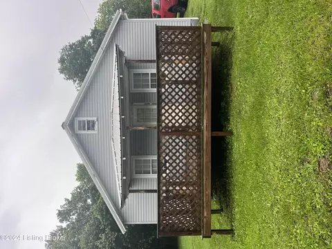 52 Carey Rd, Russell Springs, KY 42642