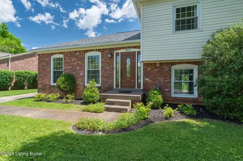 7009 Chippenham Rd, Louisville, KY 40222