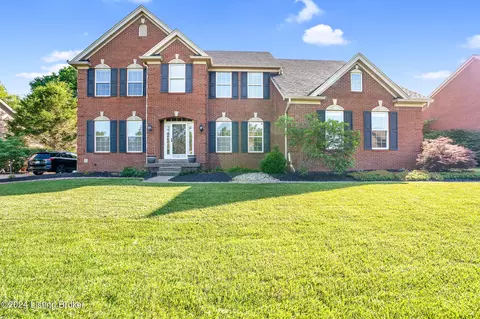 3811 Zaring Mill Cir, Louisville, KY 40241