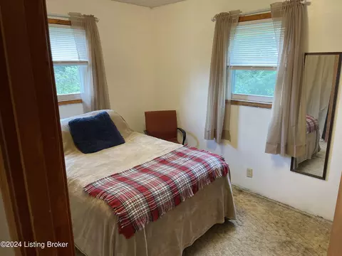 Bedroom - 2273 Giltner Rd, Smithfield, KY 40068 photo 6 of 8