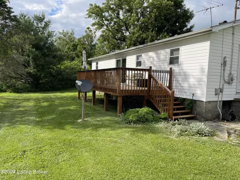 Exterior - 2273 Giltner Rd, Smithfield, KY 40068 photo 6 of 12