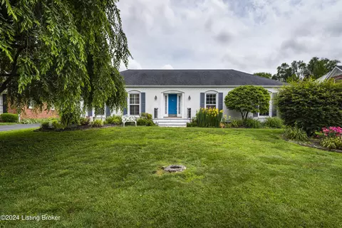 8520 Cheltenham Cir, Louisville, KY 40222