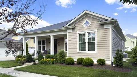 9005 Dayflower St, Louisville, KY 40059
