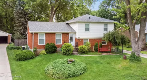 9215 Auburn Ave, Louisville, KY 40299