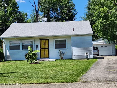 4811 Redstart Rd, Louisville, KY 40213