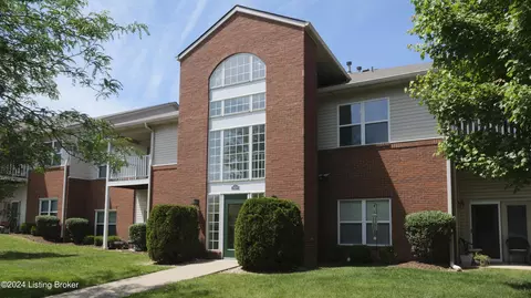 9419 Magnolia Ridge Dr #204, Louisville, KY 40291