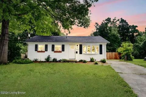 3005 Lynnwood Way, Louisville, KY 40299