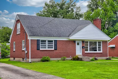 3412 Park Row Dr, Louisville, KY 40216