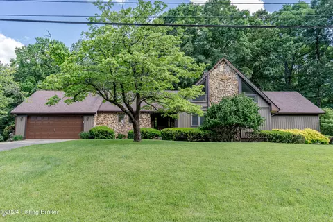 432 Lakeshore Pkwy, Brandenburg, KY 40108
